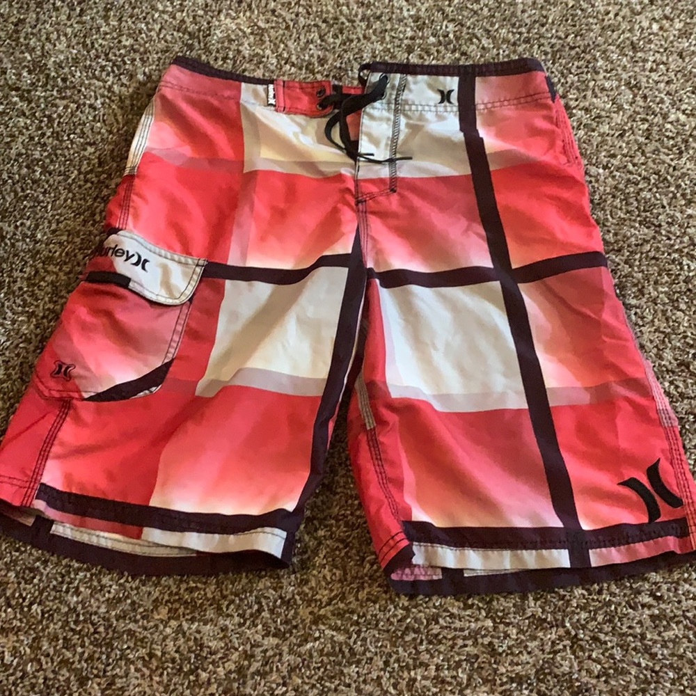 Men’s swim trunks